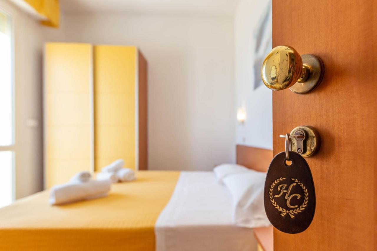 Hotel Carnaby Rimini Exterior photo