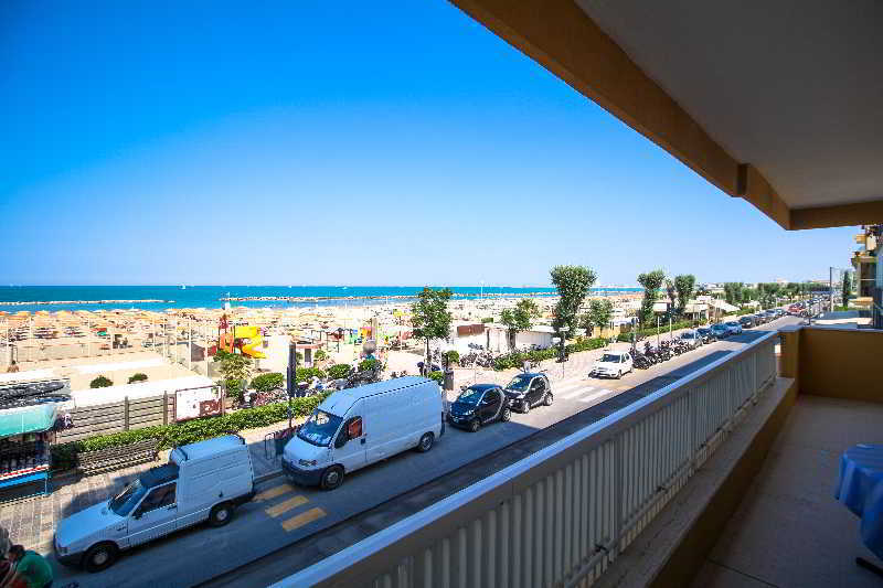 Hotel Carnaby Rimini Exterior photo