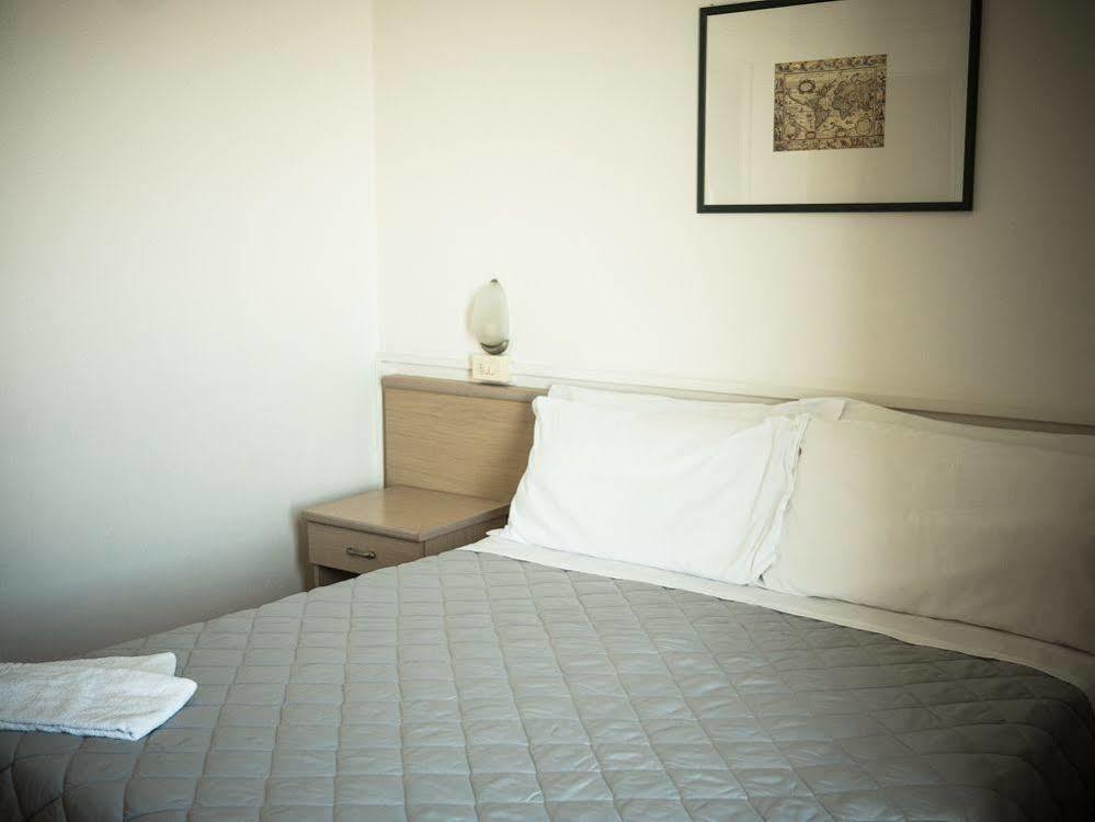 Hotel Carnaby Rimini Exterior photo